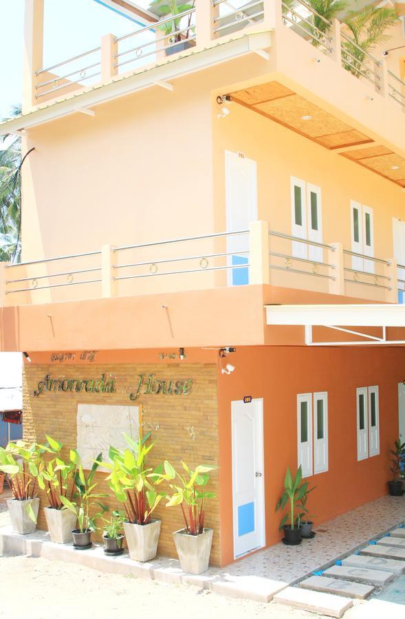 Amonrada House Hostel Ko Tao Exterior foto